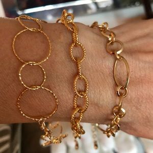 Chunky 14 kt gold fill link bracelet w/heart charm